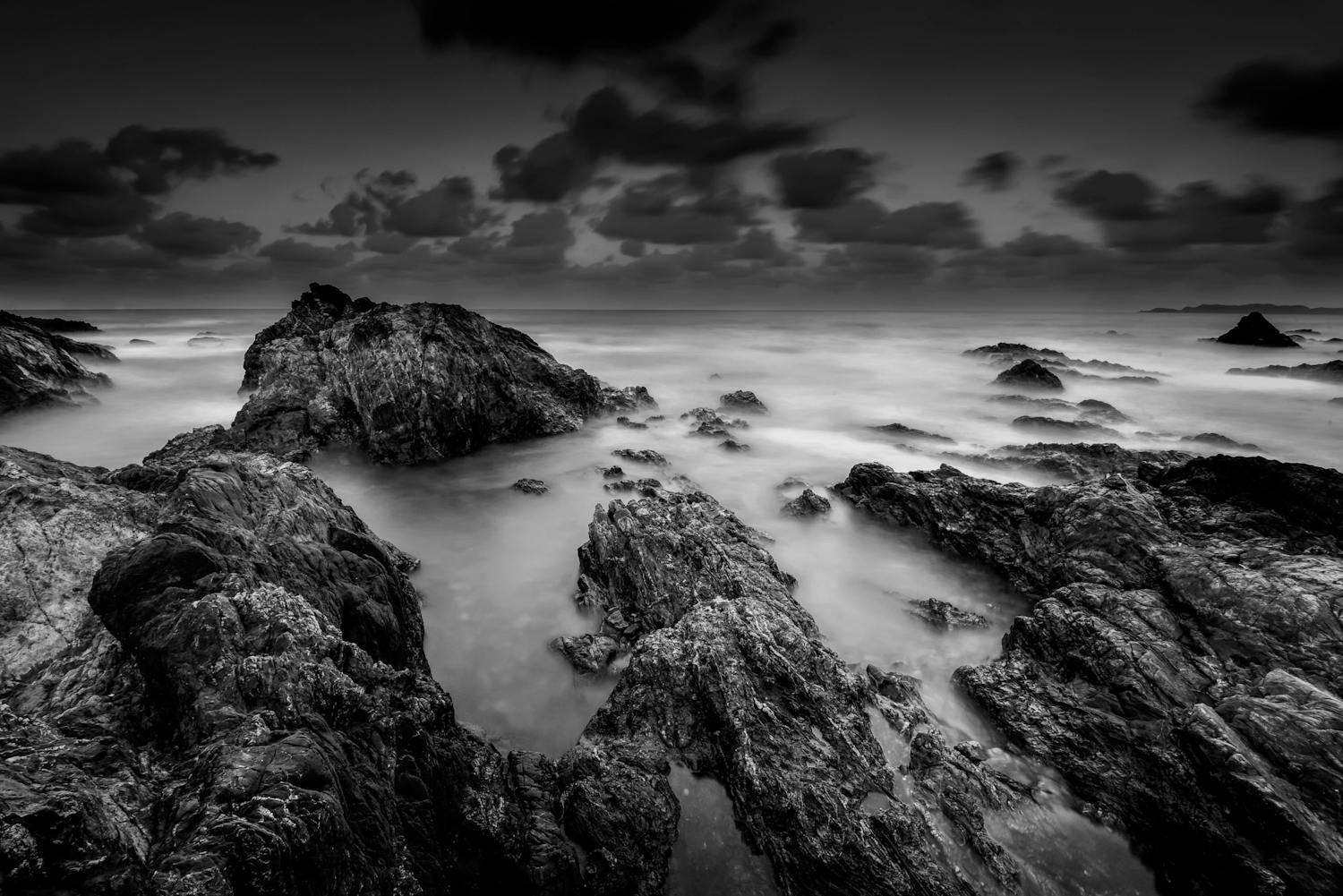 Landskab skudt med lang lukker giver kunstnerisk udtryk.